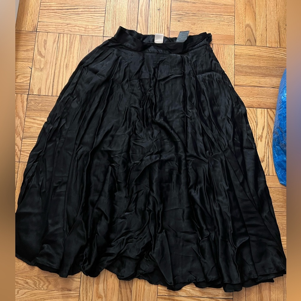 H&M satin-y midi black circle skirt